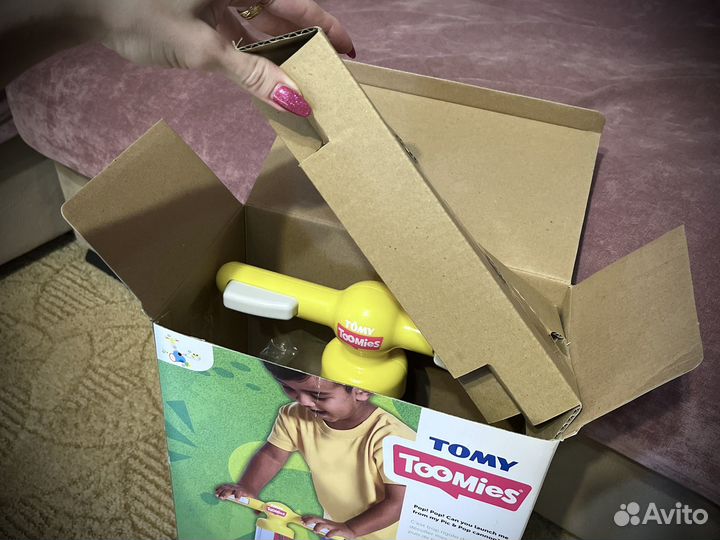 Tomy toomies каталка-катапульта