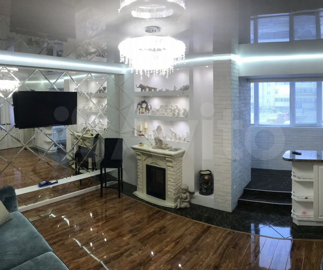 2-к. квартира, 67 м², 1/14 эт.