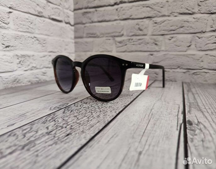 Tommy Hilfiger новые оригинальные очки из США