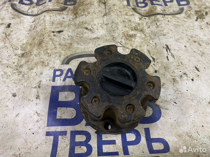 Хаб левый УАЗ Патриот