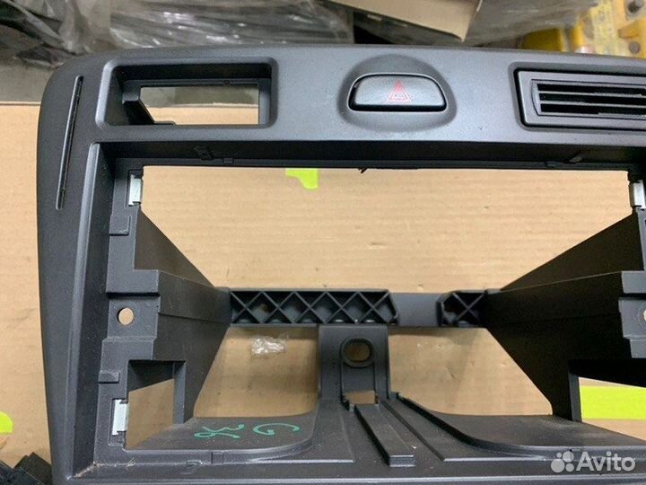 Рамка магнитолы Ford Fusion хетчбэк 1.6 2006