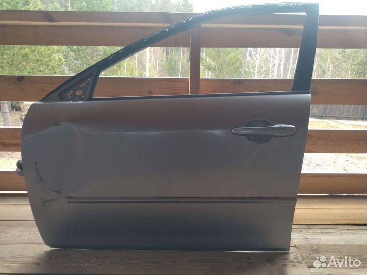 Дверь передняя левая на Мазду атензу