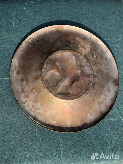 Настенная тарелка металлическая винтаж