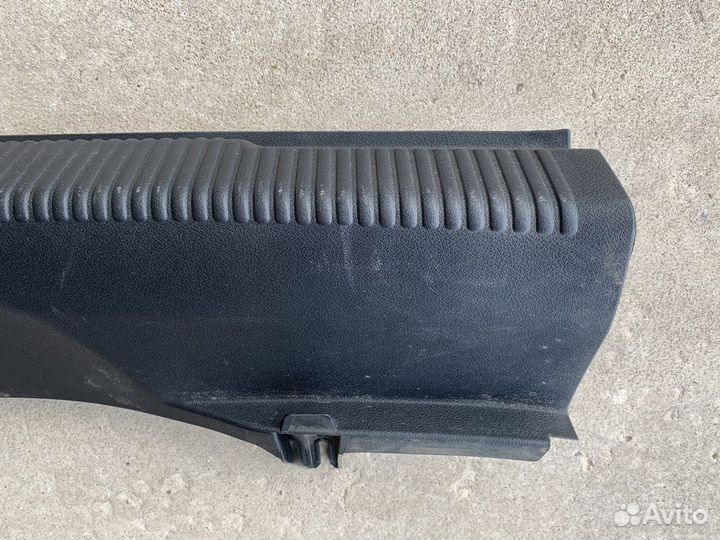 Накладка замка багажника Audi a6 c7