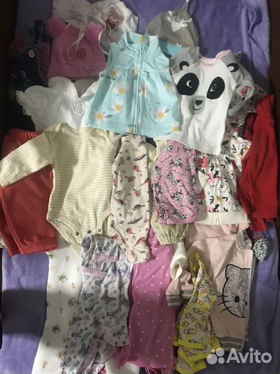 Продам пакет вещей для девочки от 0 до года