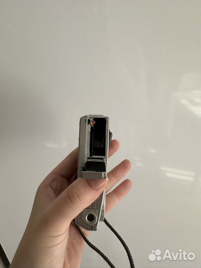 Компактный фотоаппарат olympus