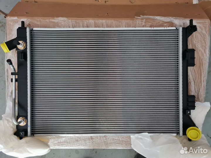 Радиатор охлаждения Hyundai Kia