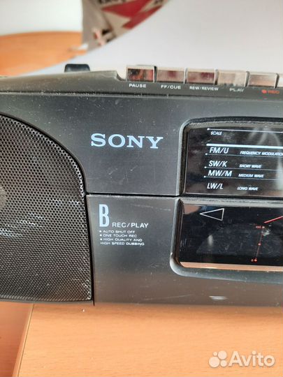 Радиоприемник sony CFS-W303L