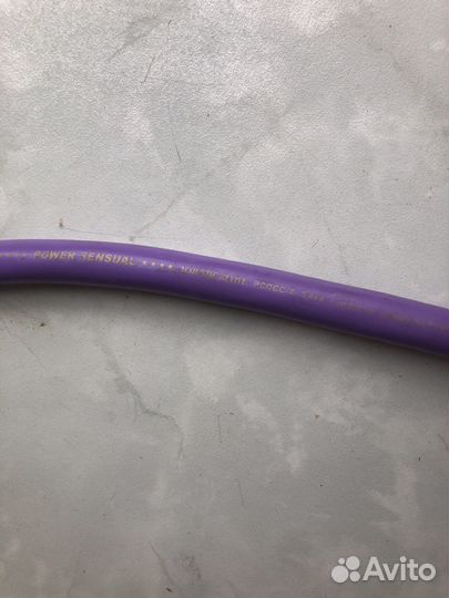 Acoustic Revive18000,Furutech FI-E12(R),Oyaide 004