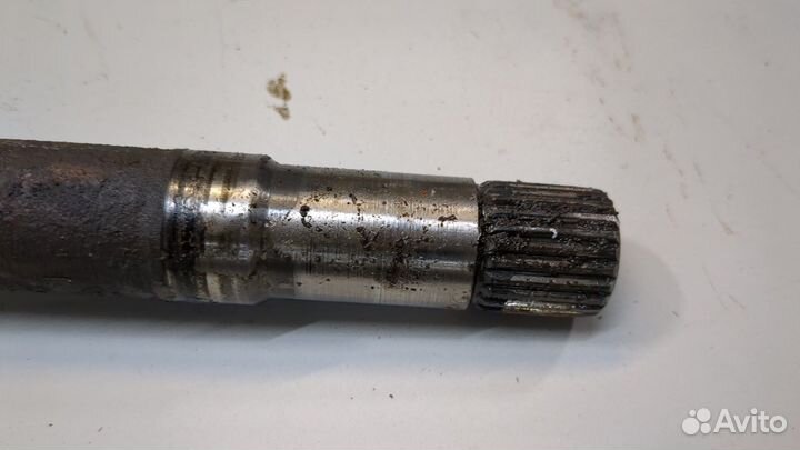 Полуось правая передняя Peugeot 3008