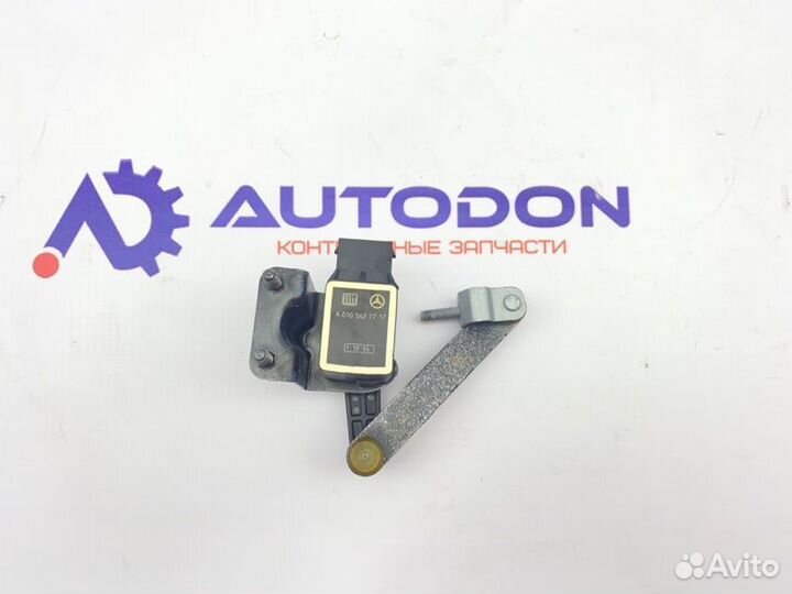 Датчик высоты дорожного просвета Mercedes E-Класс