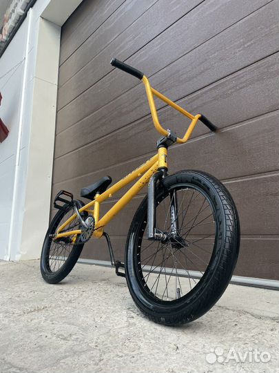 Велосипед BMX