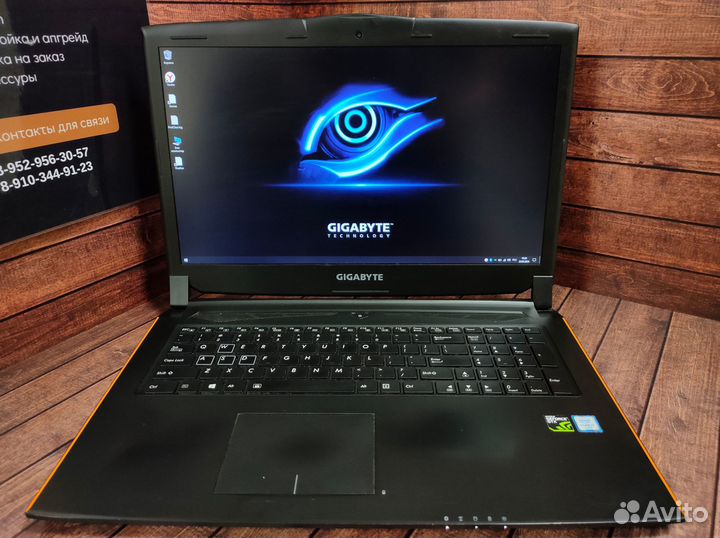 Мощный 17.3 IPS / Core i7 / GTX 1060 / 12 озу