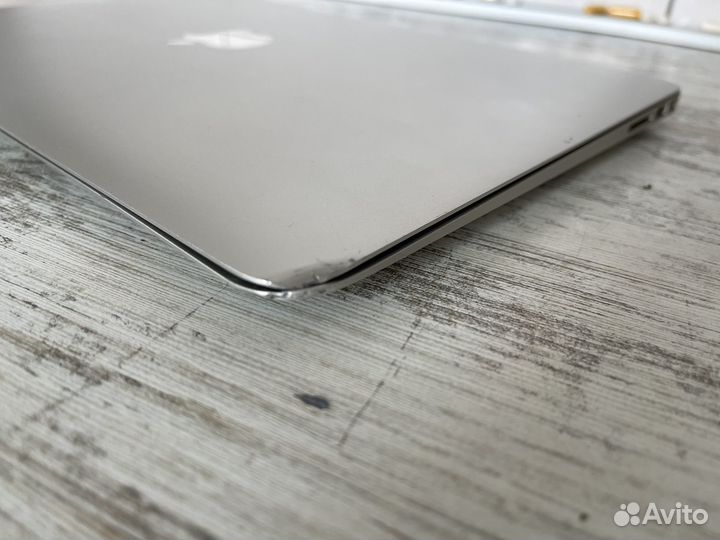 Macbook air mid 2012