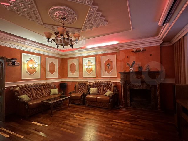 5-к. квартира, 290,1 м², 1/4 эт.