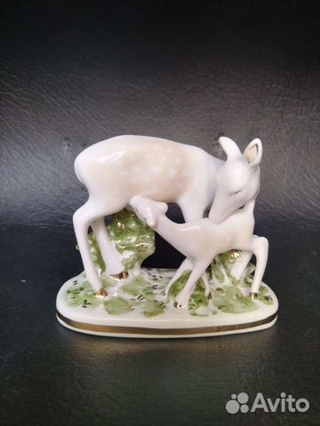 Статуэтка Олень с олененком