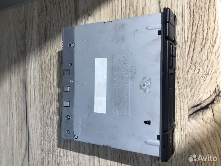 Becker Classic BE2010 магнитола Mercedes w124 w201