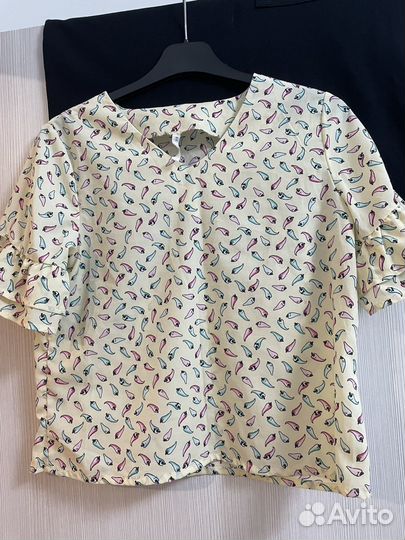 Вещи женские 46-48