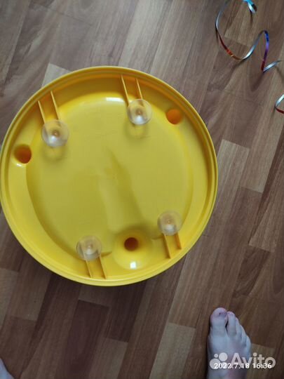 Стульчик для купания в ванной на присосках