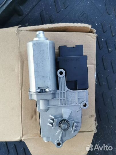 Привод люка Ford Explorer 5