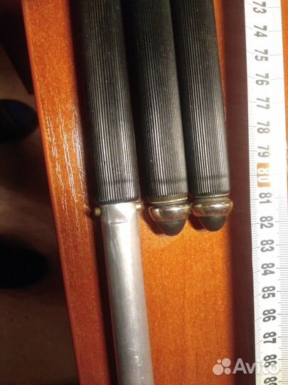 Компактный винтажный штатив