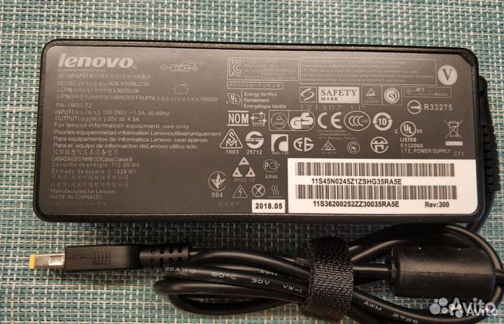 Блок питания Lenovo 3.25 A 20V 65W прямоуг. штекер