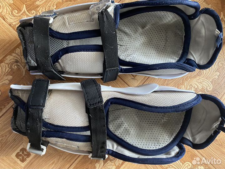 Хоккейные наколенники