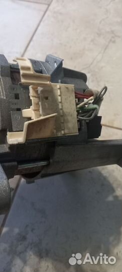 Двигататель стиральной машины zanussi