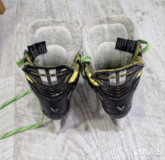 Хоккейные коньки bauer supreme M4 11,5р