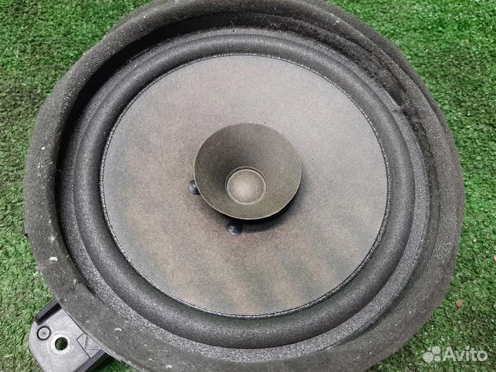 Динамик передней двери Mitsubishi Grandis 2008