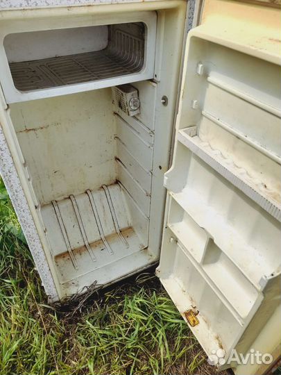 Холодильник бирюса бу