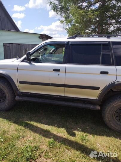 Mitsubishi Montero Sport 3.0 AT, 2002, 250 000 км