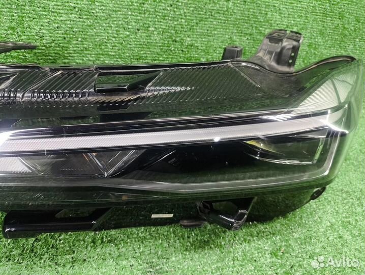 Б/У Б/У Фара левая Changan Uni-V (2022-н.в.) LED