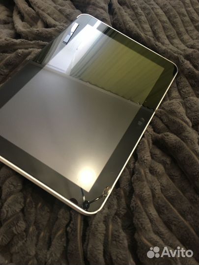 Планшет ElitePad