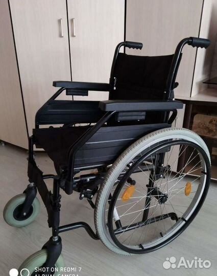 Коляска инвалидная