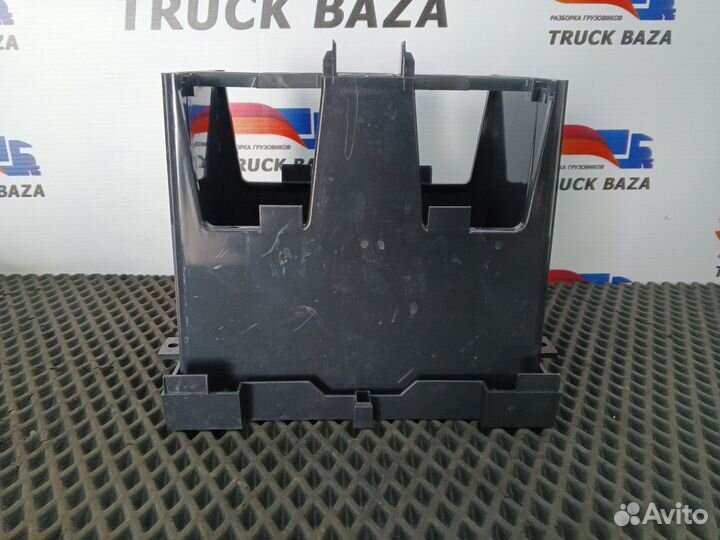 Ниша под ящик бардачка Renault T