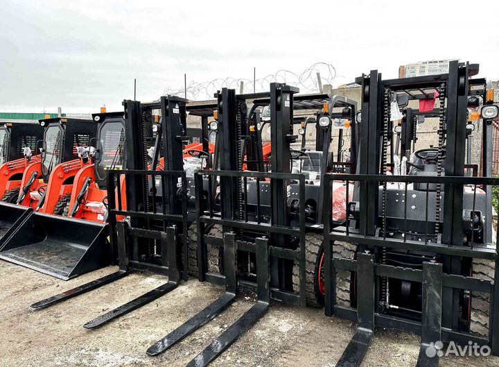 Вилочный погрузчик Sinomach ZGX30-X24, 2023