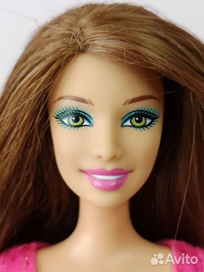 Barbie Princess Charm School Hadley 2010