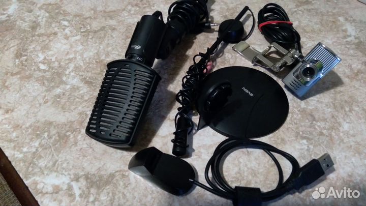 Зарядные устройства,шнуры и другое