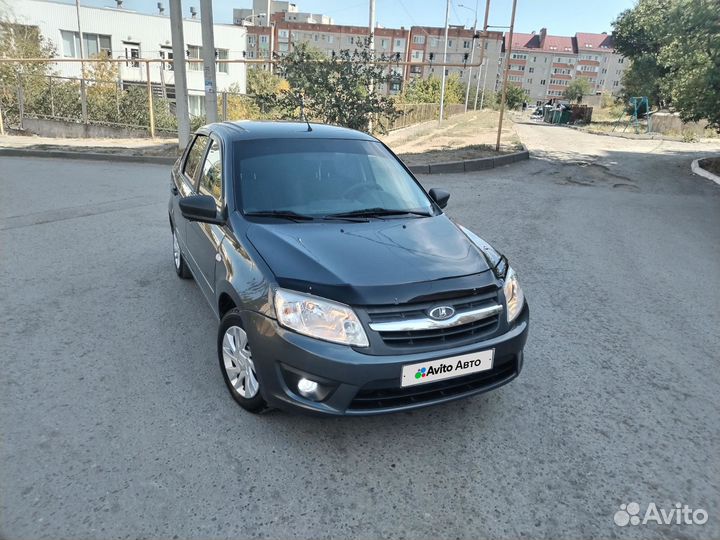 LADA Granta 1.6 МТ, 2017, 100 000 км