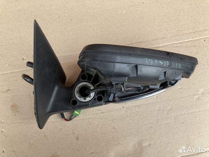 Зеркало левое Лада Гранта с 2018
