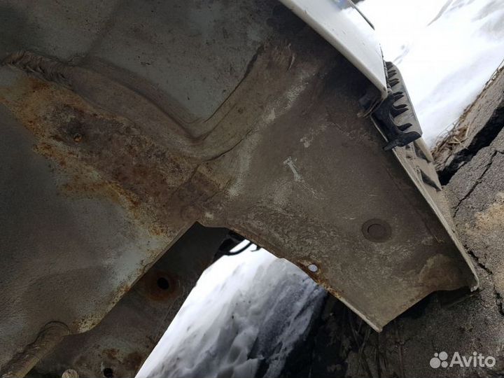 Крыло заднее левое Hyundai Grand Starex Н1