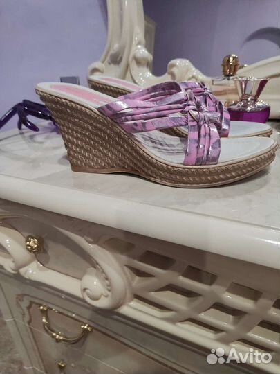 Шлепки женские