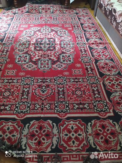 Ковер шерстяной ручной работы