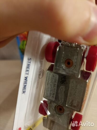 Машинки hotwheels