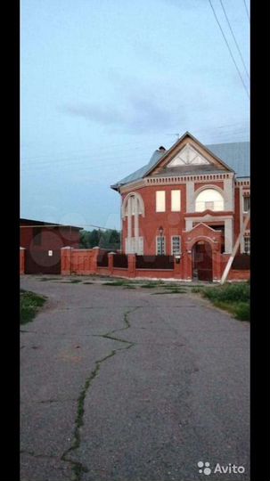 Коттедж 576 м² на участке 15 сот.