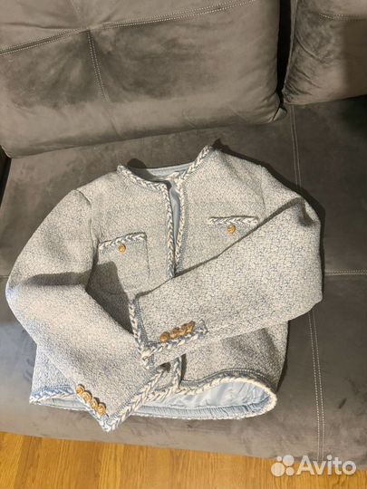 Костюм женский с пиджаком