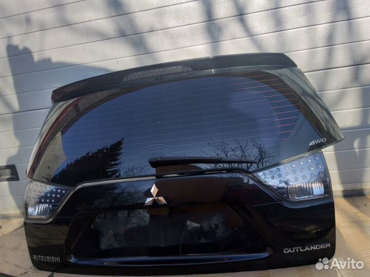 Крышка багажника Mitsubishi Outlander XL