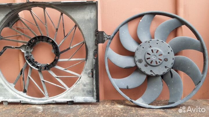 Диффузор,лопасти вентилятора радиатора охлаждения