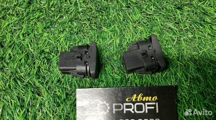 В наличии: Кнопки Ford Focus 2